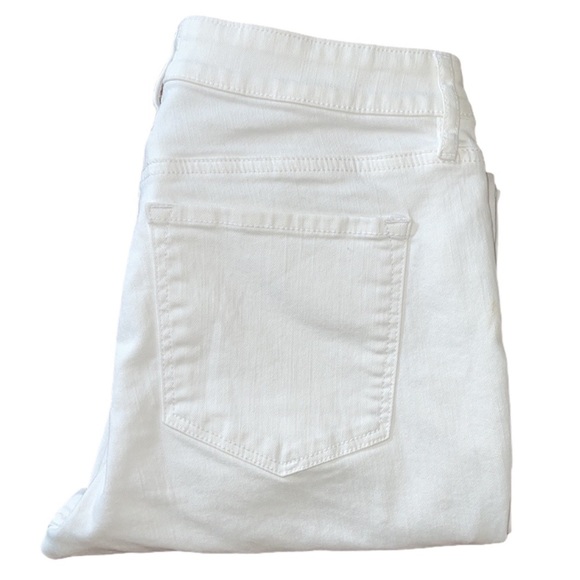 Ann Taylor Loft Made and Loved Curvy Straight Jean - Picture 4 of 13